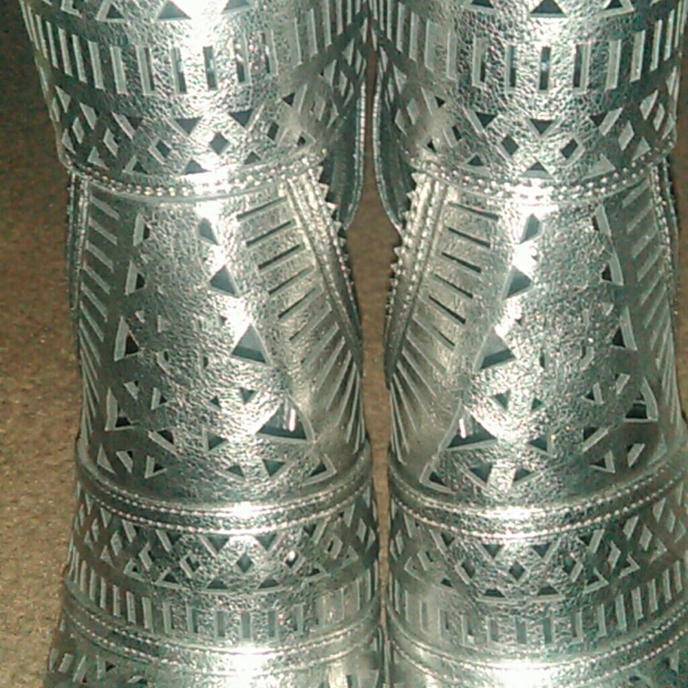 Metaphor shoes size 10